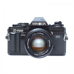 미놀타 X-700 1:1.4 f=50mm (A+)