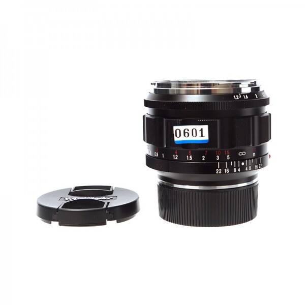 아트카메라,보이그랜더 NOKTON 50mm Aspherical f1.2 For Leica (A+)